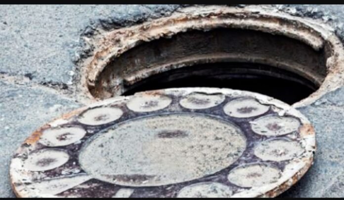 Almost 2 manhole covers stolen in a day at Mumbai