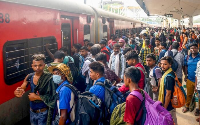 West Bengal and Rajasthan Emerge as New Migrant Hotspots; Uttar Pradesh Tops the List