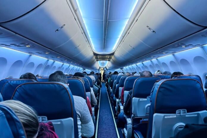 Airlines Dim Cabin Lights