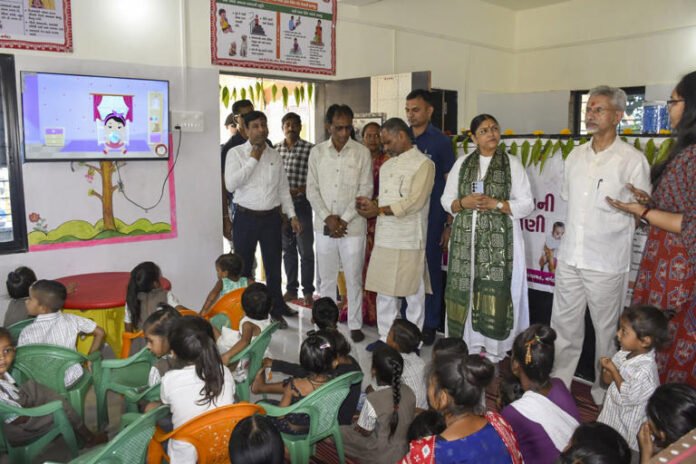 Jaishankar inaugurates new gymnastic hall, smart classroom