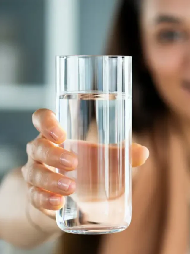 Ayurvedic water drinking times