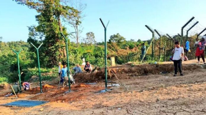Manipur: 16 Kuki-Zo border chiefs declare non-cooperation over Indo-Myanmar fence project
