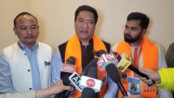 Arunachal suspends IAS officer, four others over frontier highway compensation scam