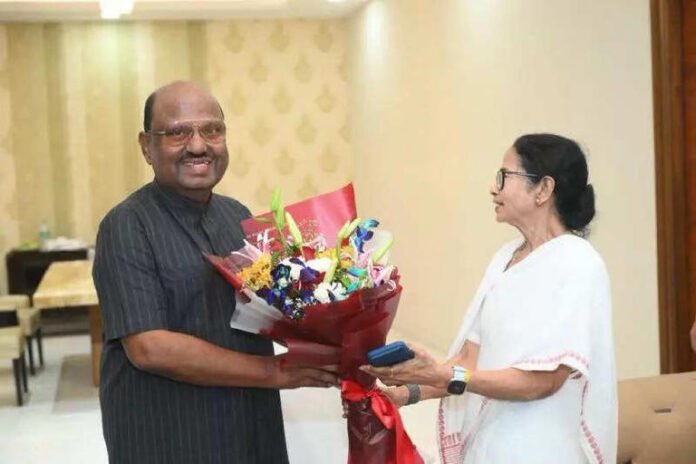 Bose puts up at Soujanya, Didi meets him, says resignation was ‘injustice’