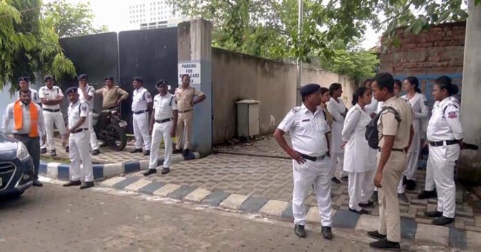 West Bengal on boil as BJP, TMC workers killed in post-poll violence