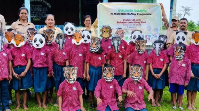 AA245iYI Over 1,500 students take part in conservation awareness programmes at Manas National Park