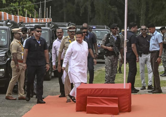 Bengal CM Suvendu Bengal CM Suvendu urges swift deportation of illegal Bangladeshis gathered at Hakimpur border point