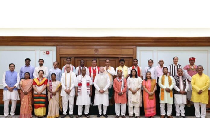 AA24iSQH PM Modi meets Janjati Suraksha Manch, discusses tribal empowerment