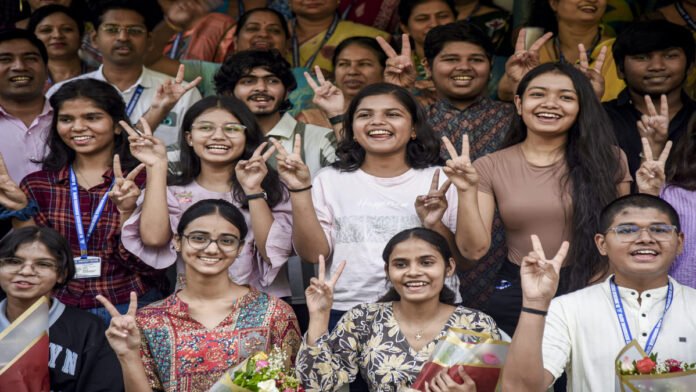 Students checking TBSE 2026 Madhyamik and Higher Secondary examination results in Tripura