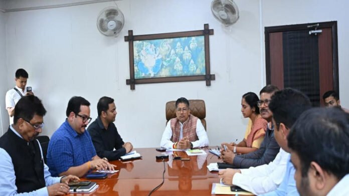 Pijush Hazarika reviews Assam's pilot irrigation project in Guwahati