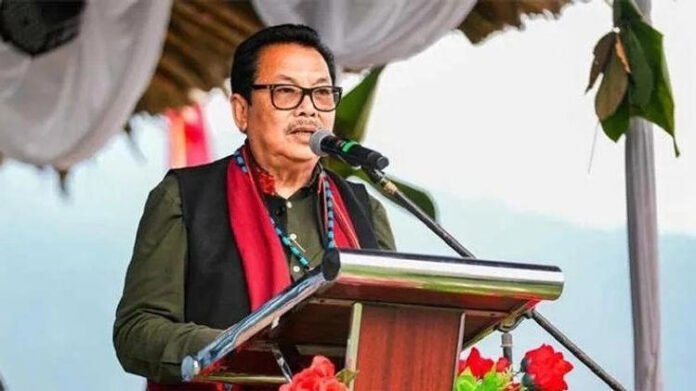 AA25YQA9 Arunachal Pradesh govt committed to resolving forest and land management issues: Chowna Mein