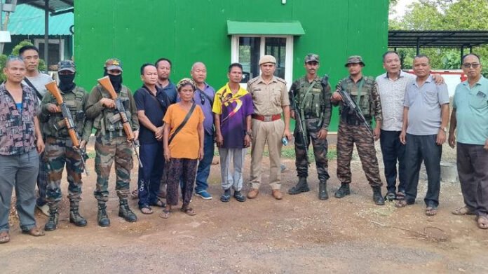 AA261QUU Security forces in Manipur rescue abducted Moreh resident, reunite him with family after swift operation
