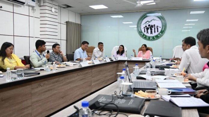 AA264K4i Arunachal seeks stronger inter-departmental coordination to achieve 'Lakhpati Didi' goals