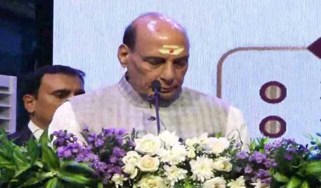 AA264owD Rajnath Singh Inaugurates Advanced Aluminum Extrusion Press in Nagpur
