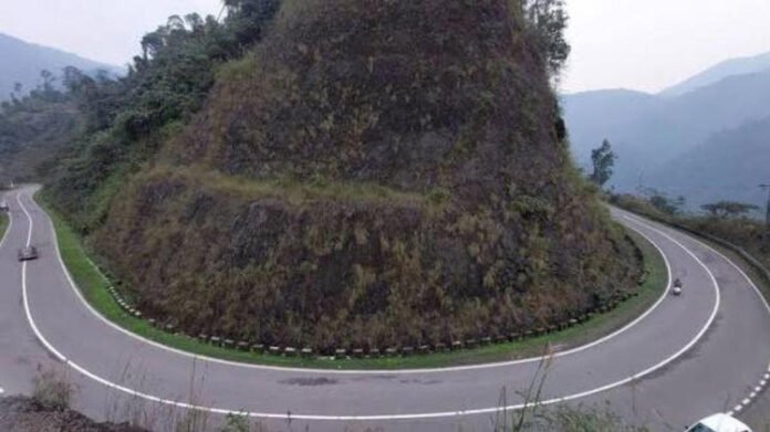 Arunachal's East Siang admin bans littering along Raneghat–Pongging viewpoint highway