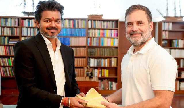AA26eYZB Tamil Nadu Chief Minister C. Joseph Vijay Celebrates 52nd Birthday with Political Support