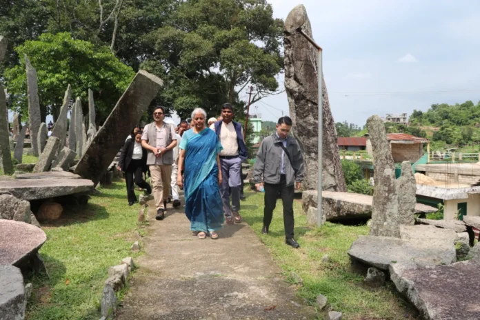 Finance Minister Nirmala Sitharaman interacting with artisans showcasing Meghalaya’s GI-tagged black clay pottery in Larnai village.