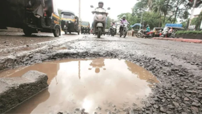 Residents discuss damaged roads in municipal ward ahead of upcoming civic elections
