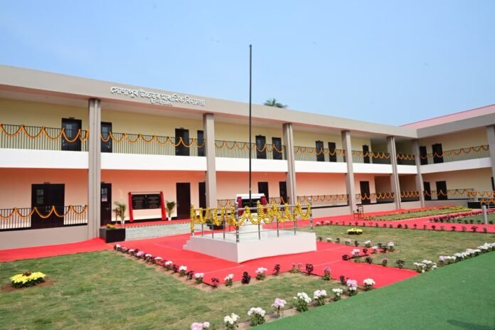 Chief Minister reviews education projects aimed at expanding schools and colleges across Assam