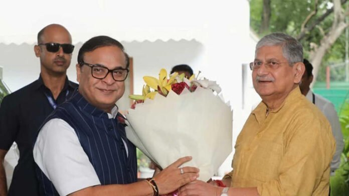 AA273lfD Assam CM meets Union Minister to boost fisheries, dairy sectors