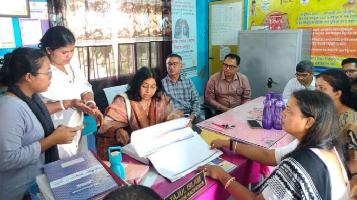 AA279RvA MoHFW Joint Secretary reviews health services in three Tripura districts