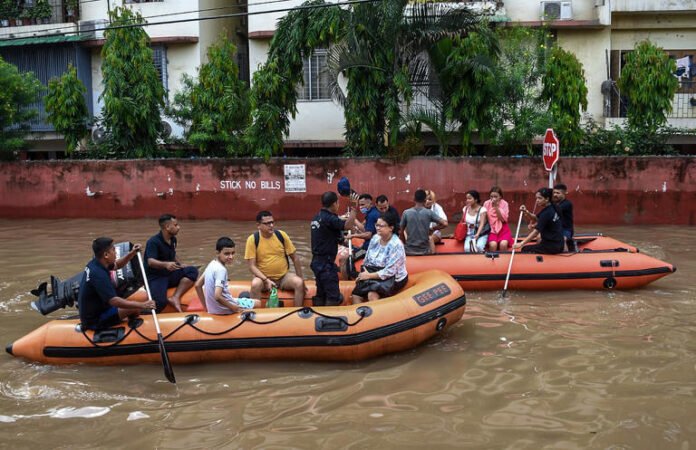 AA28CebQ 25% of flood-hit areas in Assam's Sivasagar, Charaideo inaccessible; CM Himanta says situation ‘dangerous’