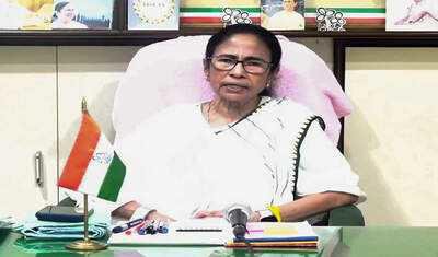 AA28aTR1 Mamata Banerjee Criticizes Central Government Over Sonam Wangchuk's Treatment