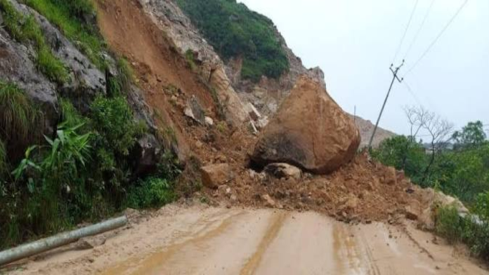 safeimagekit-resized-images (3) (2) Critical Meghalaya Road Cave-in: IIT Guwahati Experts Inspect Site, NHIDCL Asked to Set Restoration Timeline