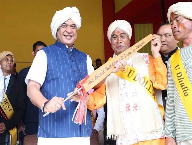 Assam Chief Minister Himanta Biswa Sarma participates in the Behdienkhlam Festival in Jowai alongside Meghalaya leaders and community representatives.