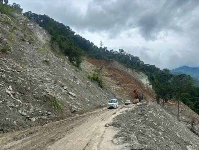 Round-the-clock rehabilitation work begins on a landslide-hit NH-10 section following a directive from the Sikkim Chief Secretary.