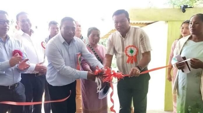 A cooperative-run mechanized ginger processing plant begins operations in Ri Bhoi district to strengthen local agricultural value addition.