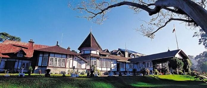 Guided heritage walks in Shillong introduce visitors to British-era structures and the city’s architectural history.