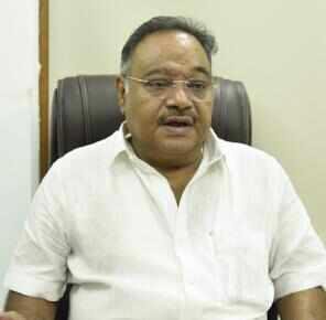 AA2aL9rr BJP not averse to inducting members in Bengal, says Samik, but sounds caution
