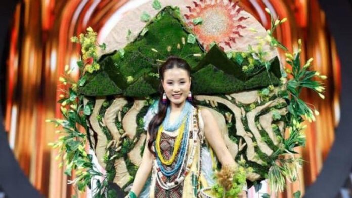 AA2aLbSD Pema Khandu extends best wishes to Arunachal's Pura Sumpi at Miss Universe India 2026 Finale