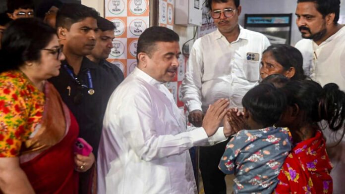 AA2aSV4T Milk warming row: CM Suvendu meets pavement-dweller, says govt arranging new place for her stay
