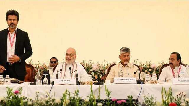 AA2aywfD Andhra CM unveils growth roadmap for southern states at 31st Southern Zonal Council meeting