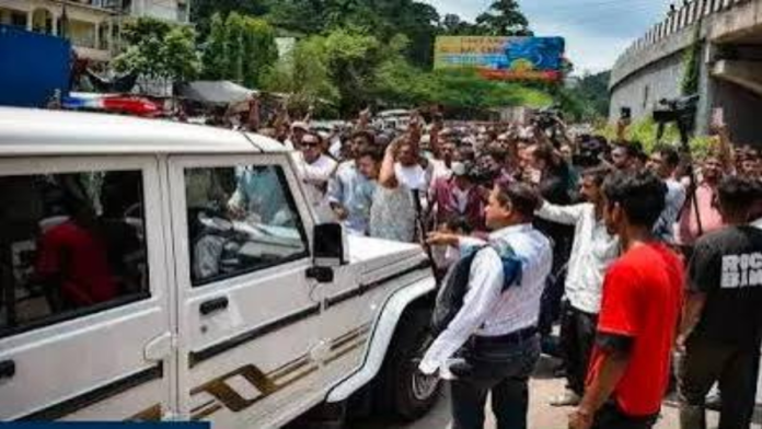 safeimagekit-resized-images (15) Assam vehicles turned back from Meghalaya despite assurance of safe passage