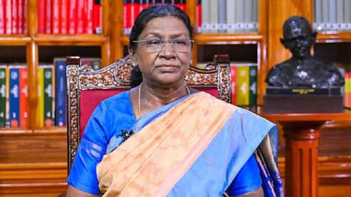 AA2bCxrX On Teachers Day, President Murmu urges scientific outlook with nation-first spirit