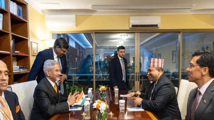 AA2cNQiz Jaishankar, Nepal FM review progress in energy, development at UNGA