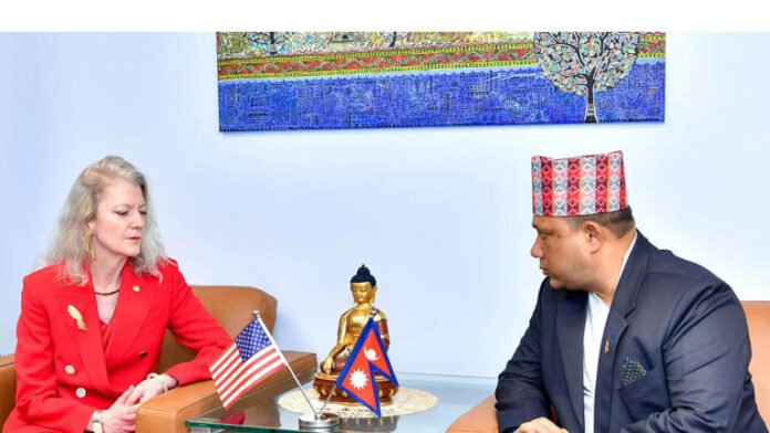 AA2cNqtL Nepal floods: US pledges $31M in aid, 70 Americans unaccounted for