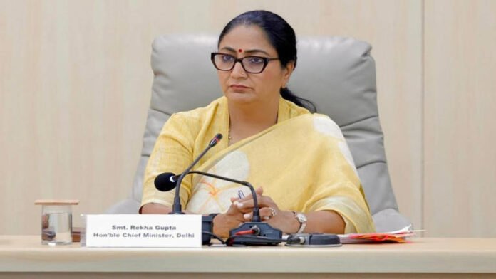 AA2cg8bL Chief Minister Rekha Gupta Announces Hostels For 10,000 Students In Delhi