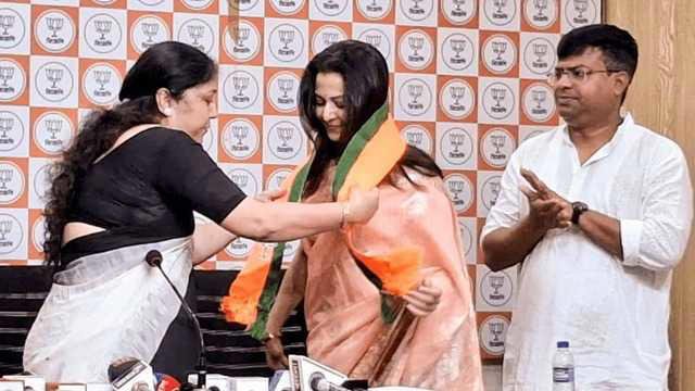 AA2dAKZR Hours after joining BJP, actor Koel Mallick files RS nomination