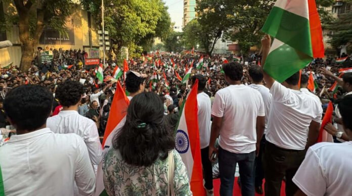 AA2dqi9Q Over 700 detained in Delhi as protests against CEC Gyanesh Kumar spread to Mumbai, Ahmedabad, Lucknow, Patna